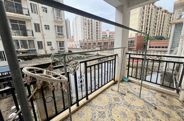 水岸郦都3室2厅110㎡42.8万二手房图片