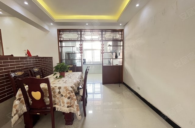 城中新天地阳光华庭大四房原房东保养新拎包入住人民路已通