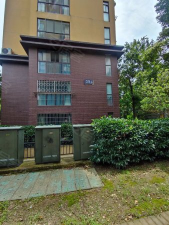 香缇澜湾近地铁板楼绿化高居住密度低交通便利