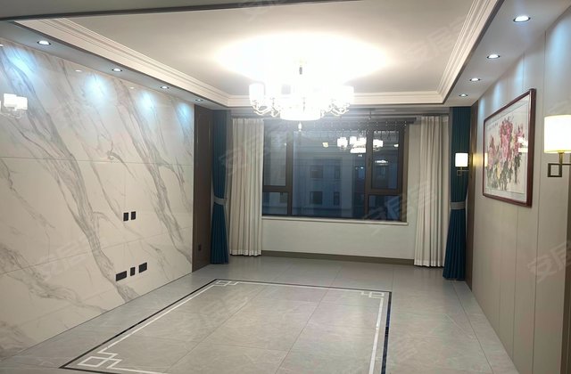 海珀兰轩(三期)5室2厅133㎡148万二手房图片