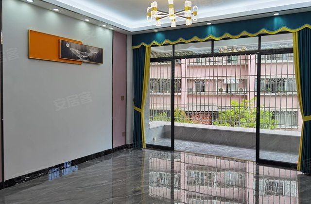 新会雅景花园3室2厅120㎡83.8万二手房图片