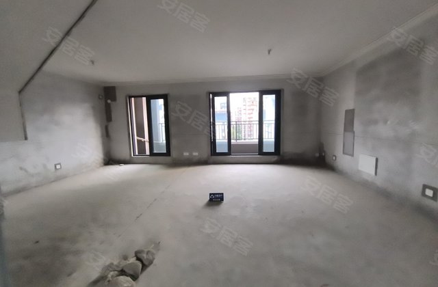 中梁印江南4室3厅165.4㎡165万二手房图片