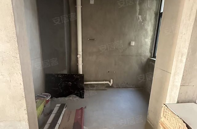 京冠领港壹号3室2厅107㎡32万二手房图片