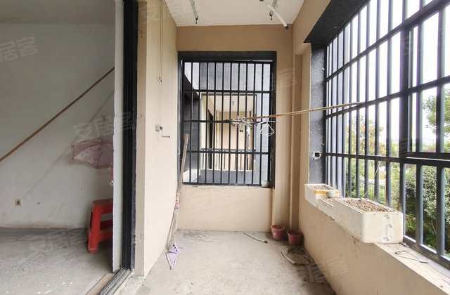 状元壹号3室2厅103㎡66万二手房图片