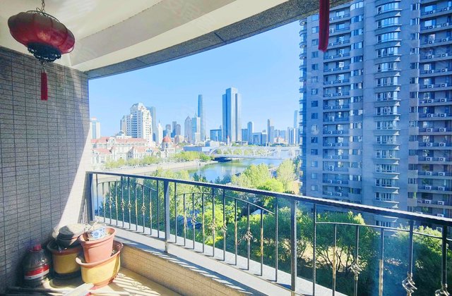 仁恒海河广场4室2厅236.68㎡1600万二手房图片