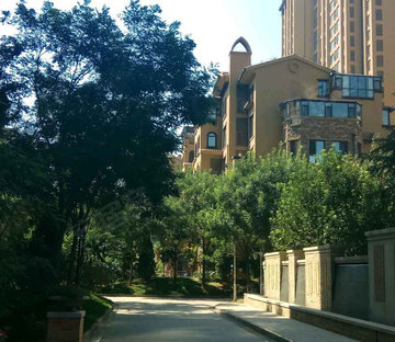 国赫红珊湾  精装三室  南北通透 可拎包入住  有钥匙随时