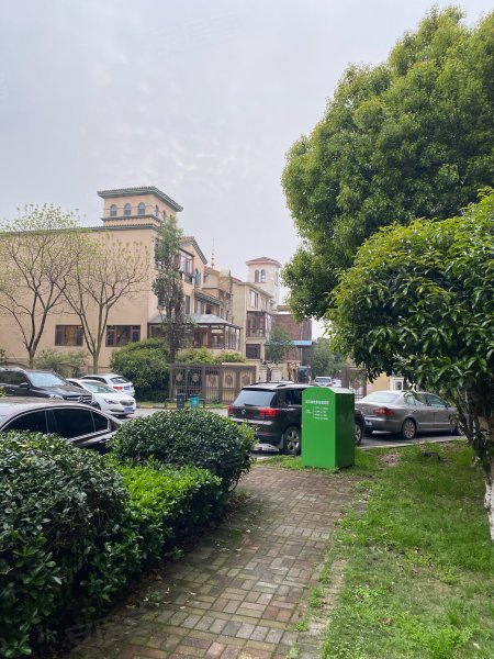 青山湖香溢花城3区