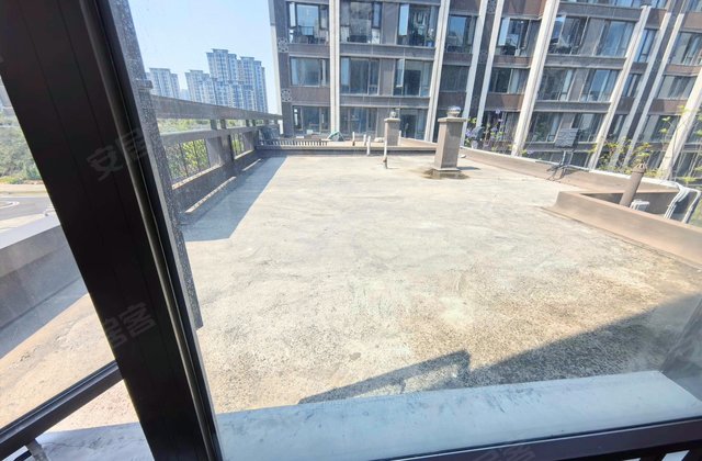 首创禧瑞风华(二期)5室2厅150㎡337万二手房图片