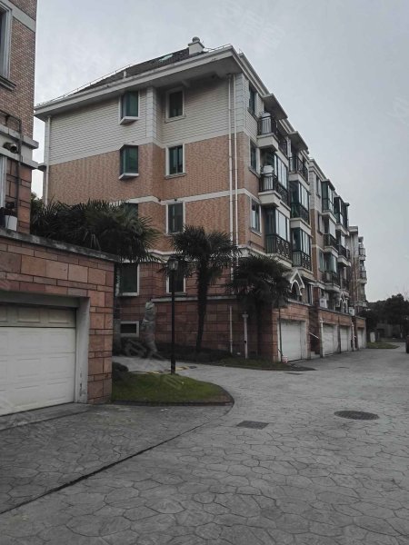 半岛豪门(公寓住宅) 