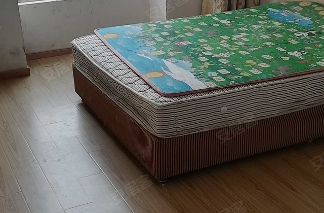 华夏中央广场3室2厅98.81㎡50万二手房图片