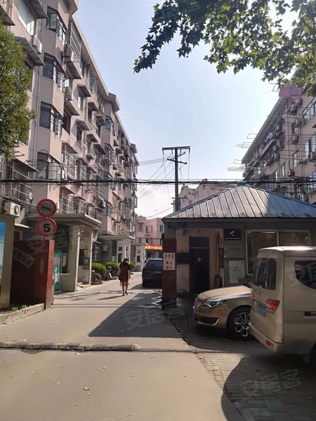 淞滨支路80弄小区 