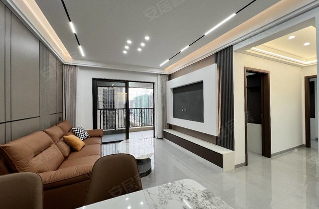 富力城3室2厅100㎡66.8万二手房图片