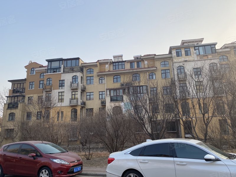 洛卡小镇林溪园