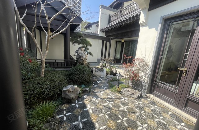 仓实上居(别墅)3室2厅148㎡98万二手房图片