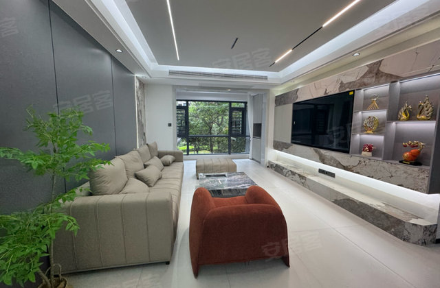 特变水木融城4室2厅134㎡68.8万二手房图片