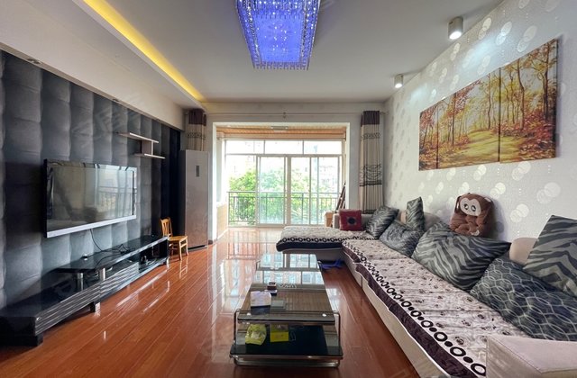 丽江湾3室2厅117㎡110万二手房图片