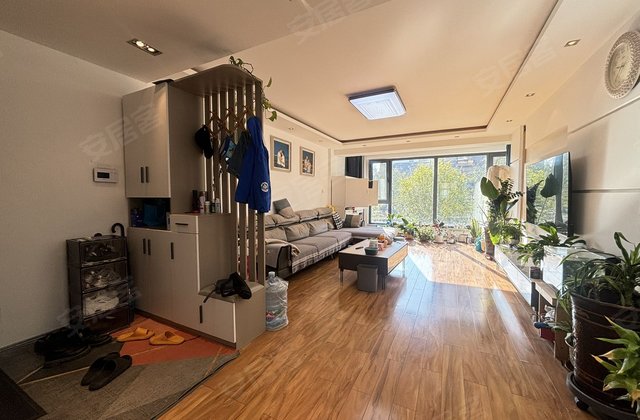 宏运奥园3室2厅142㎡68.8万二手房图片