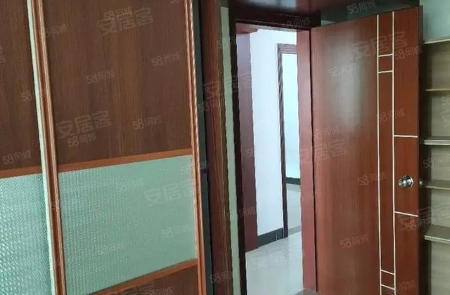 金碧花园3室2厅99.3㎡47.9万二手房图片