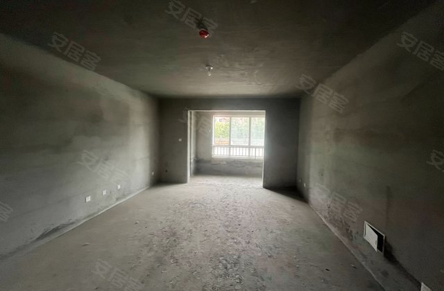 上海现代城西区3室2厅142㎡88万二手房图片