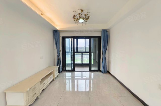 万科金域滨江(三期)3室2厅92.02㎡102万二手房图片