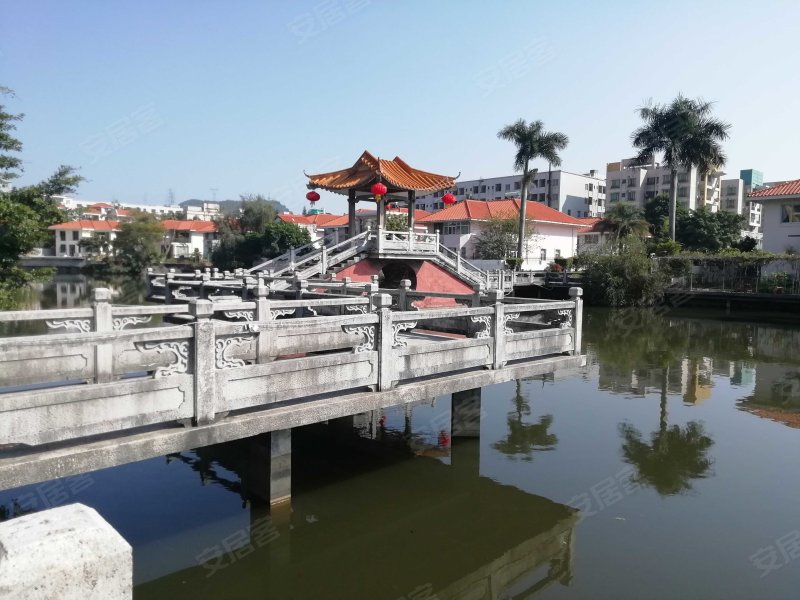 丽湖山庄3室2厅2卫