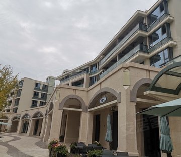 新湖金色池塘(公寓住宅)