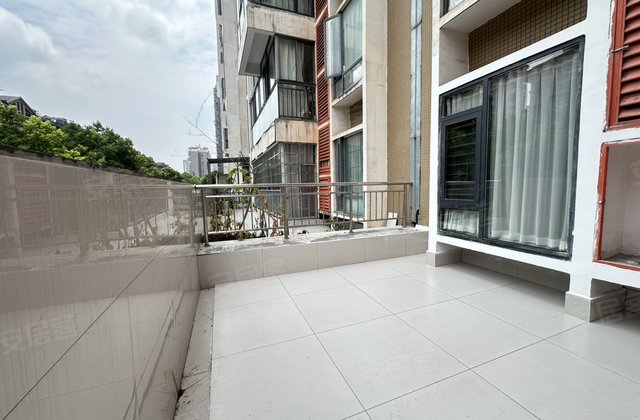 山水华庭4室2厅127.61㎡71.8万二手房图片