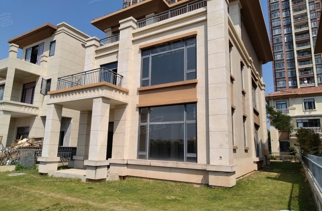 光大江与城(别墅)6室2厅340㎡2100万二手房图片