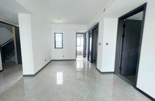 南桂社区3室2厅80㎡65万二手房图片