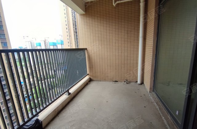 华鹏梧桐邑七贤台3室2厅125.9㎡70万二手房图片