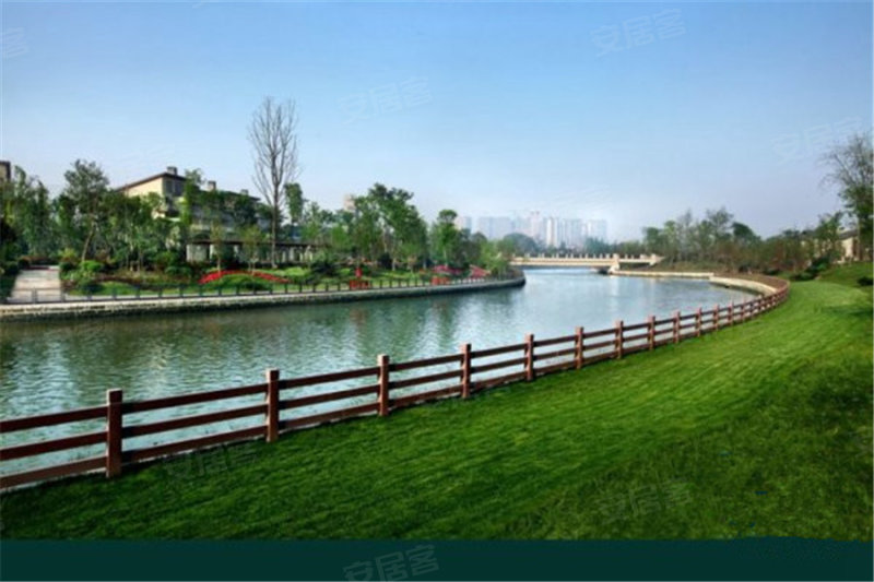 成都滨湖东岸花园图片