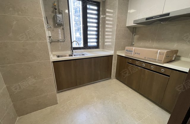 保利海德公馆3室2厅105㎡75万二手房图片