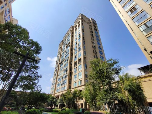 1/15全部实景图衢州房产网>衢州小区>龙游小区>龙游城区小区>华都首府