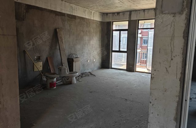 京都公馆3室2厅129㎡52万二手房图片