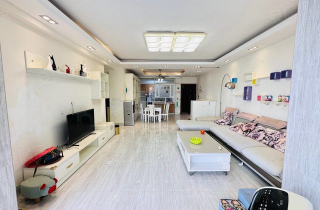 亲水河畔3室2厅138.4㎡50.8万二手房图片