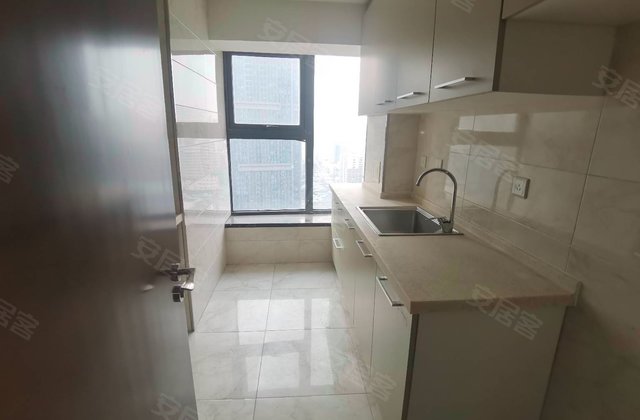 绿地中心2室2厅84㎡87万二手房图片