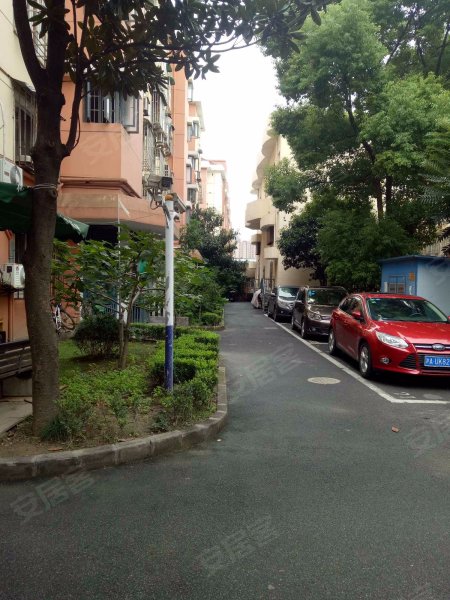 牡丹路165弄小区 