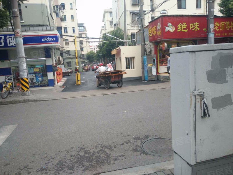 张江镇古桐住宅小区 