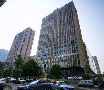 银红家具广场
