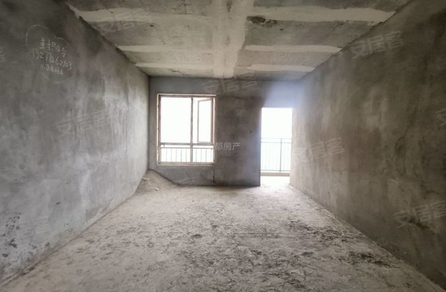 和昌国际城三期3室2厅125㎡77.8万二手房图片