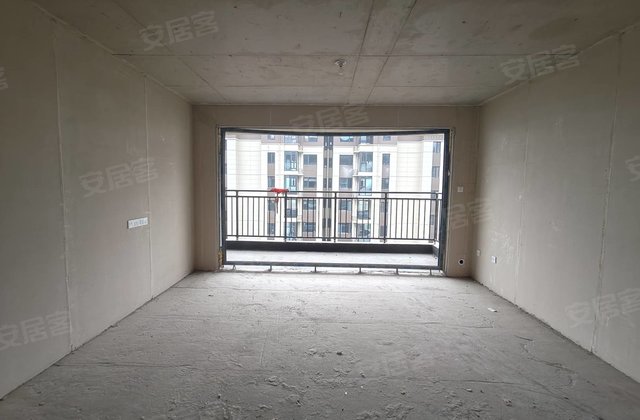 项城碧桂园4室2厅143㎡56万二手房图片