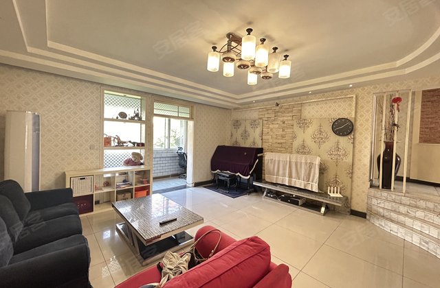 旭光小区3室2厅150㎡49.8万二手房图片