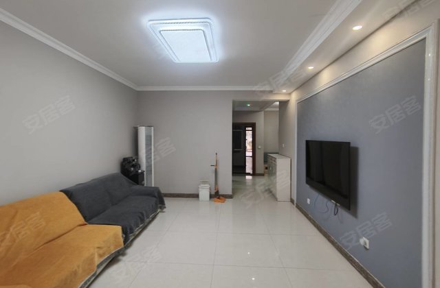 尚品国际3室1厅92.42㎡52万二手房图片