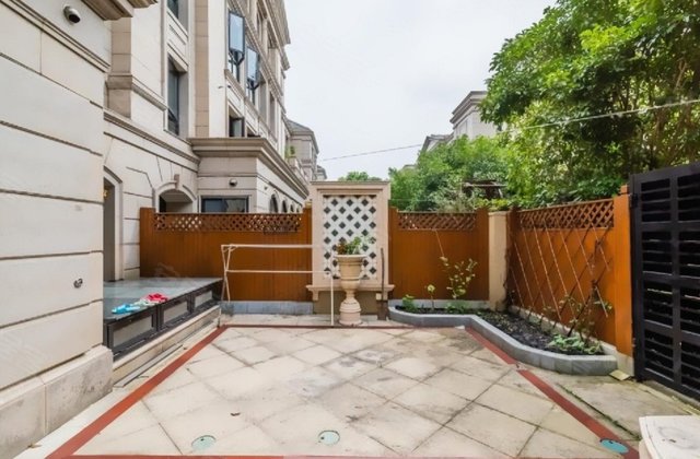 中宁别墅3室2厅90㎡600万二手房图片