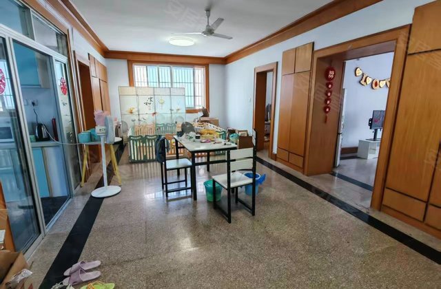 复兴新村3室2厅130.3㎡61万二手房图片