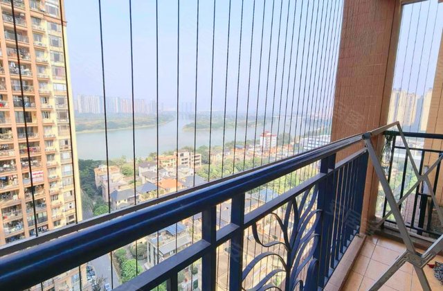 龙光水悦云天3室2厅113.44㎡78万二手房图片