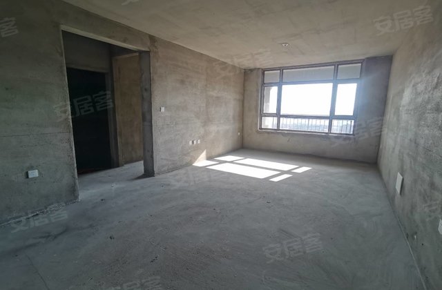 明骏峰景2室2厅98.2㎡52万二手房图片