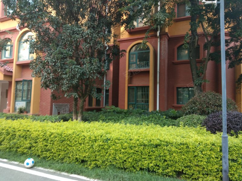 格拉斯香水小镇,仓储区46号-昆明格拉斯香水小镇二手房,租房,房价