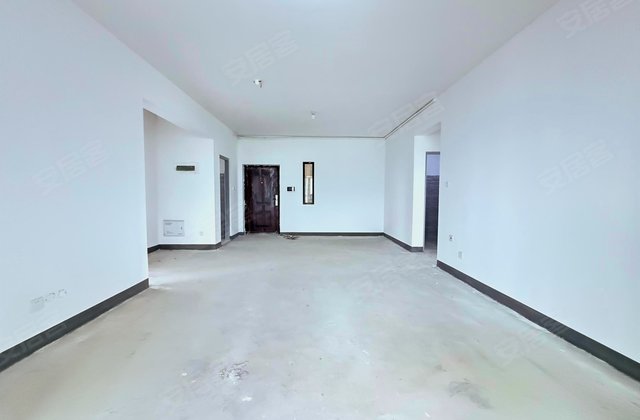 荷塘名苑4室2厅135㎡80万二手房图片