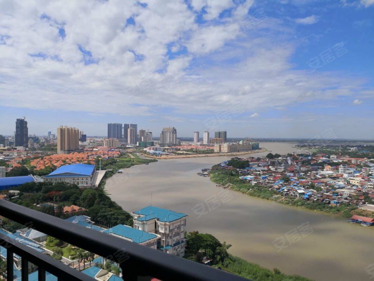 柬埔寨金边约¥43～225万太子中央广场： 即收租，柬埔寨金边CBD核心之上高端现房新房公寓图片